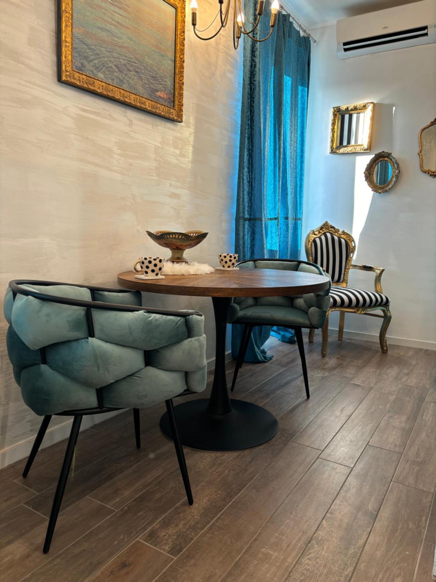 La Dolce Vita Luxury Apartments With Best Free Private Parking In City Center Pula Extérieur photo